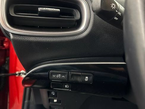 Used 2021 Toyota Prius Prime LE FWD image 14