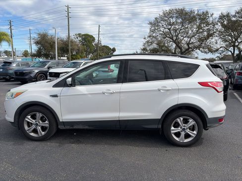 Used 2014 Ford Escape SE w/ Equipment Group 201A image 4