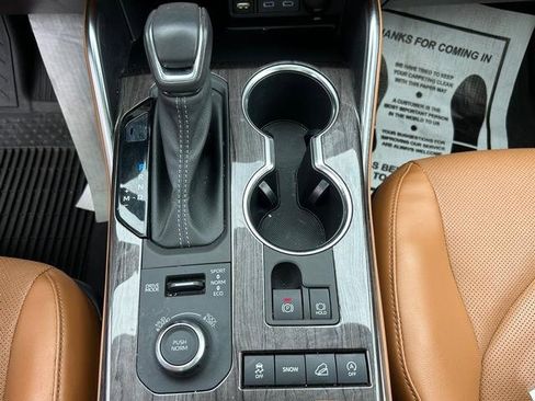 Used 2022 Toyota Highlander Platinum image 20