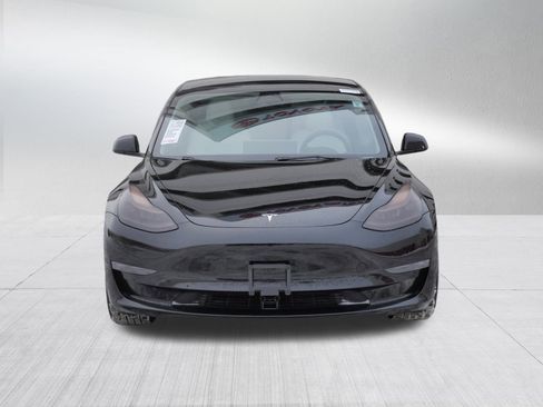 Used 2023 Tesla Model 3 Performance image 2