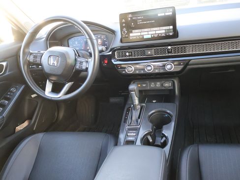 Used 2024 Honda Civic Touring image 14