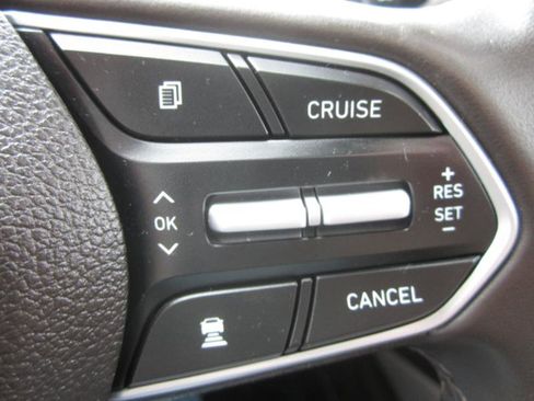 Used 2020 Hyundai Santa Fe SEL w/ Convenience + Premium Package image 24