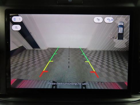 Used 2025 Ford F250 Platinum image 18