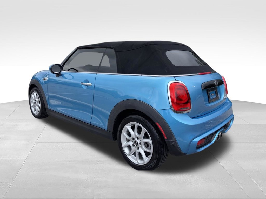 Used 2018 MINI Cooper S FWD image 3