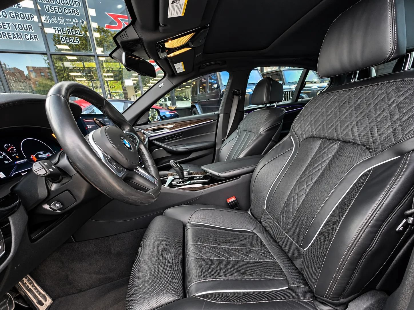 Used 2019 BMW M550i xDrive w/ Premium Package 2 AWD/4WD image 19