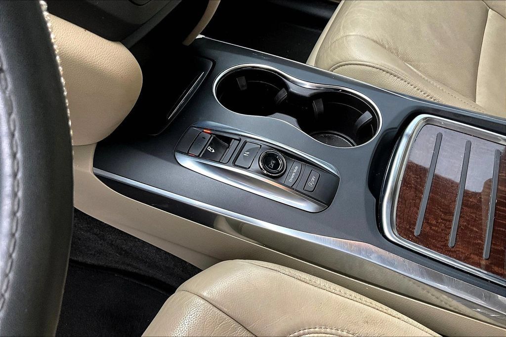 Used 2019 Acura MDX FWD image 18