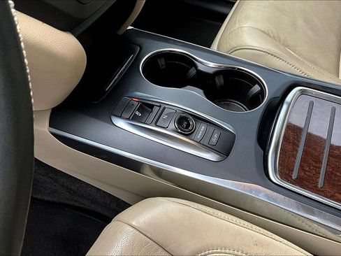 Used 2019 Acura MDX FWD image 18