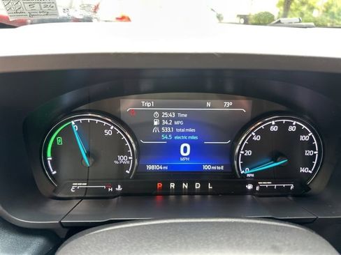 Used 2022 Ford Maverick Lariat w/ Lariat Luxury Package image 24