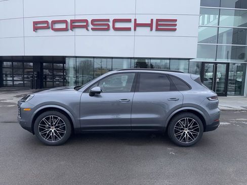New 2026 Porsche Cayenne image 2