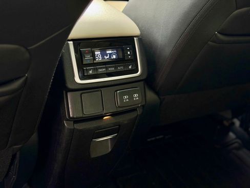 Used 2020 Subaru Ascent Limited w/ Technology Package AWD/4WD image 39