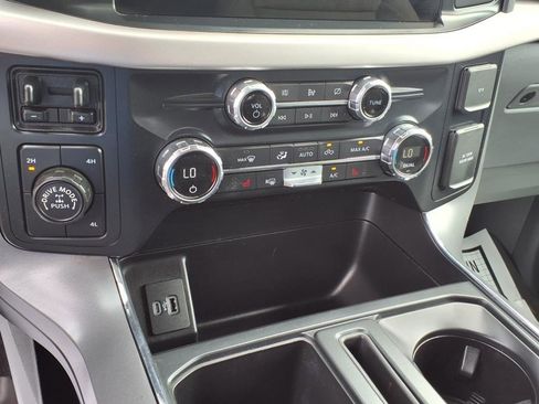 Used 2021 Ford F150 XLT w/ Equipment Group 302A High image 18