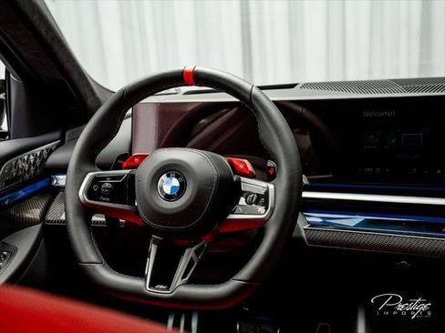 Used 2025 BMW M5 w/ Carbon Package AWD/4WD image 34