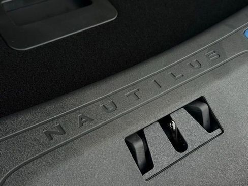 New 2026 Lincoln Nautilus Premier w/ Equipment Group 102A image 11