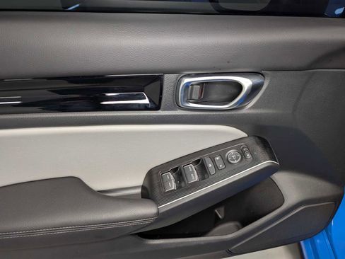 Used 2025 Honda Civic Sport Touring image 40