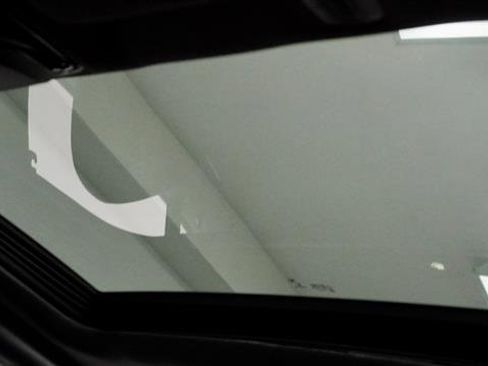 Used 2019 BMW 530e w/ Convenience Package image 27