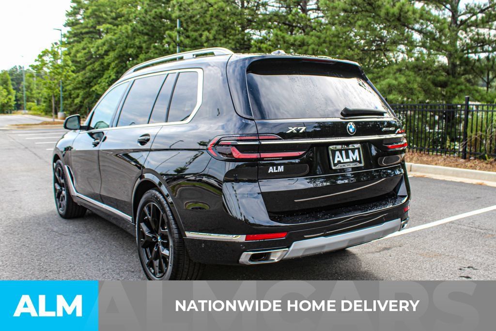 Used 2026 BMW X7 xDrive40i w/ Premium Package AWD/4WD image 4