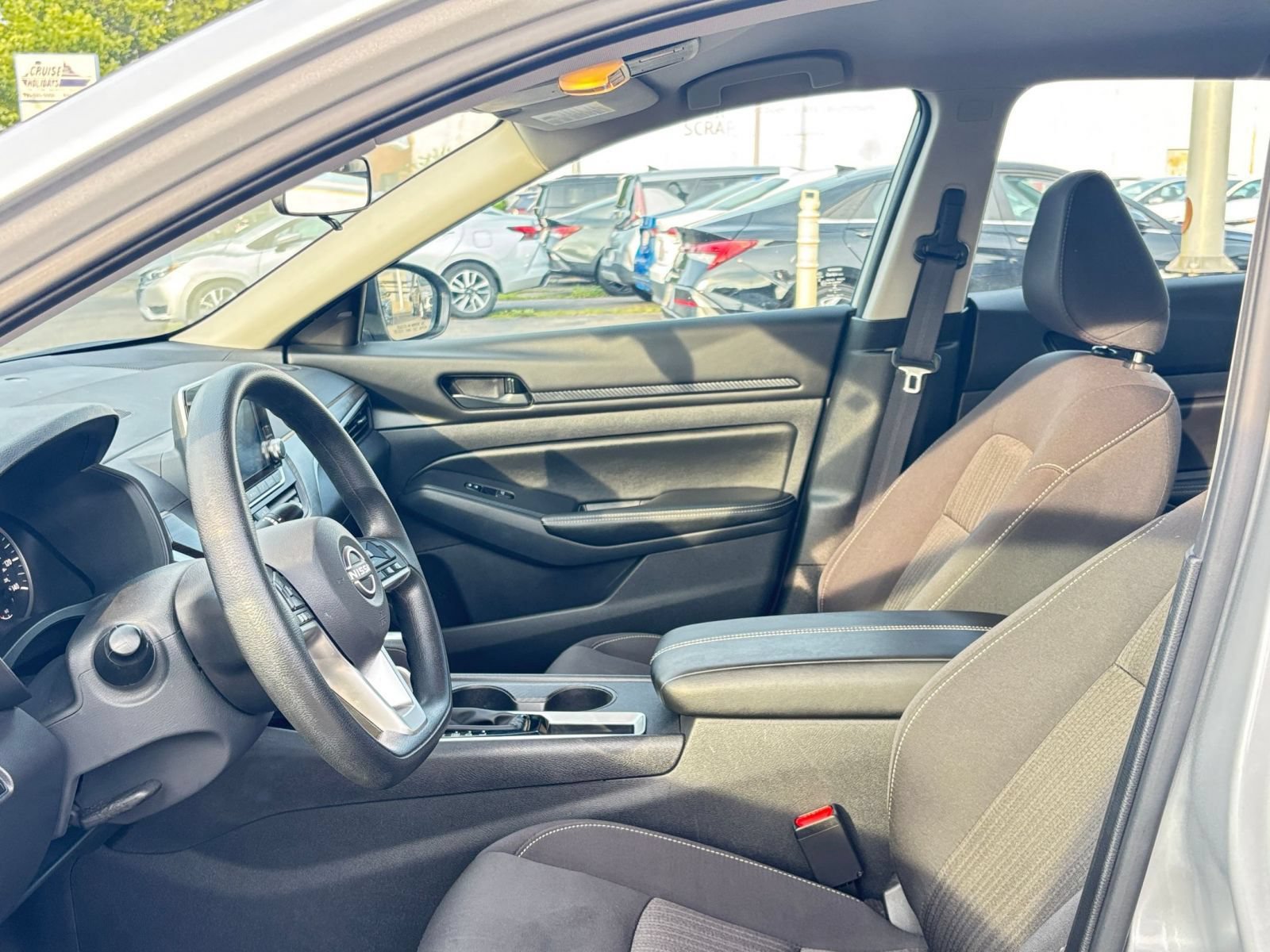 Used 2026 Nissan Altima 2.5 SV FWD image 24