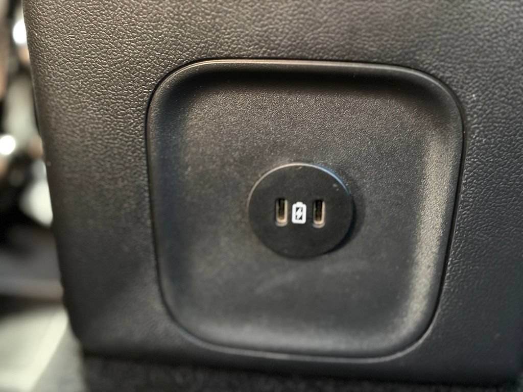 Used 2025 Ford Escape ST-Line AWD/4WD image 14