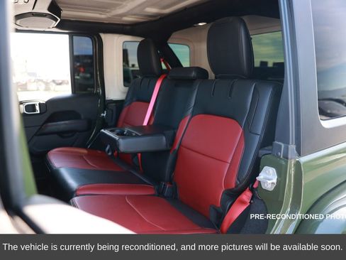 Used 2023 Jeep Wrangler Unlimited Rubicon 4xe image 12