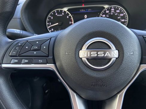 Used 2024 Nissan Sentra SV image 13