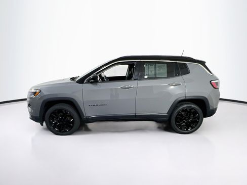 Used 2022 Jeep Compass Limited AWD/4WD image 8