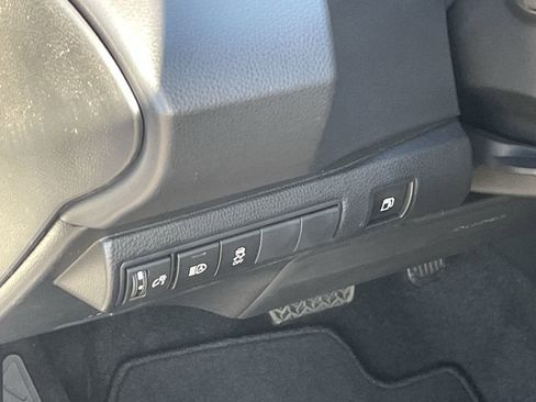 New 2026 Toyota Corolla SE image 12