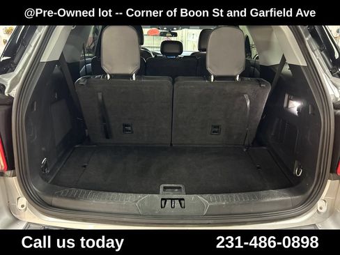 Used 2023 Ford Explorer Limited AWD/4WD image 28