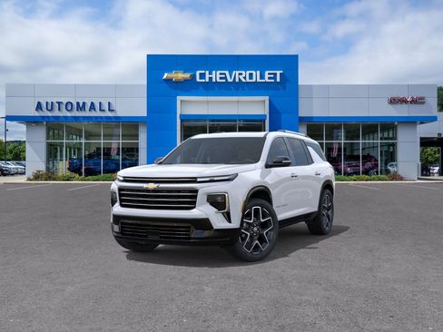 New 2026 Chevrolet Traverse High Country image 9