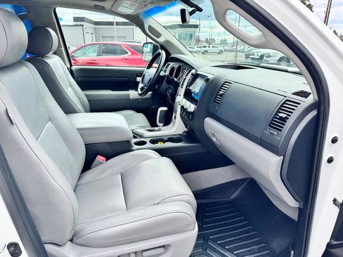 Used 2008 Toyota Tundra Limited image 15