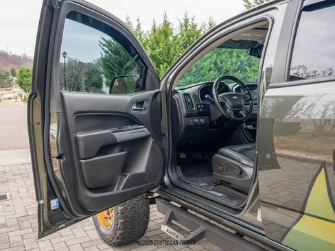 Used 2017 Chevrolet Colorado ZR2 w/ LPO, Premium Interior Package AWD/4WD image 51