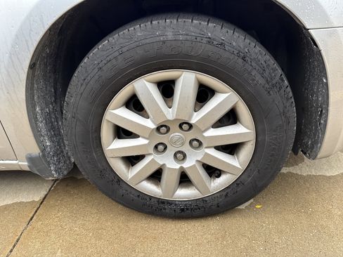 Used 2008 Chrysler Sebring LX w/ Convenience Group image 4