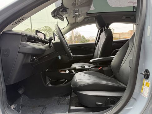 Used 2024 Ford Mustang Mach-E Premium image 25