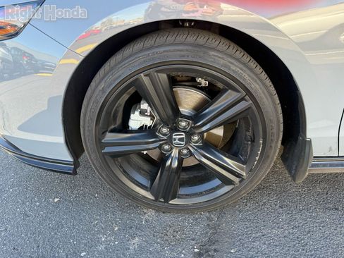 Used 2025 Honda Accord Sport image 7