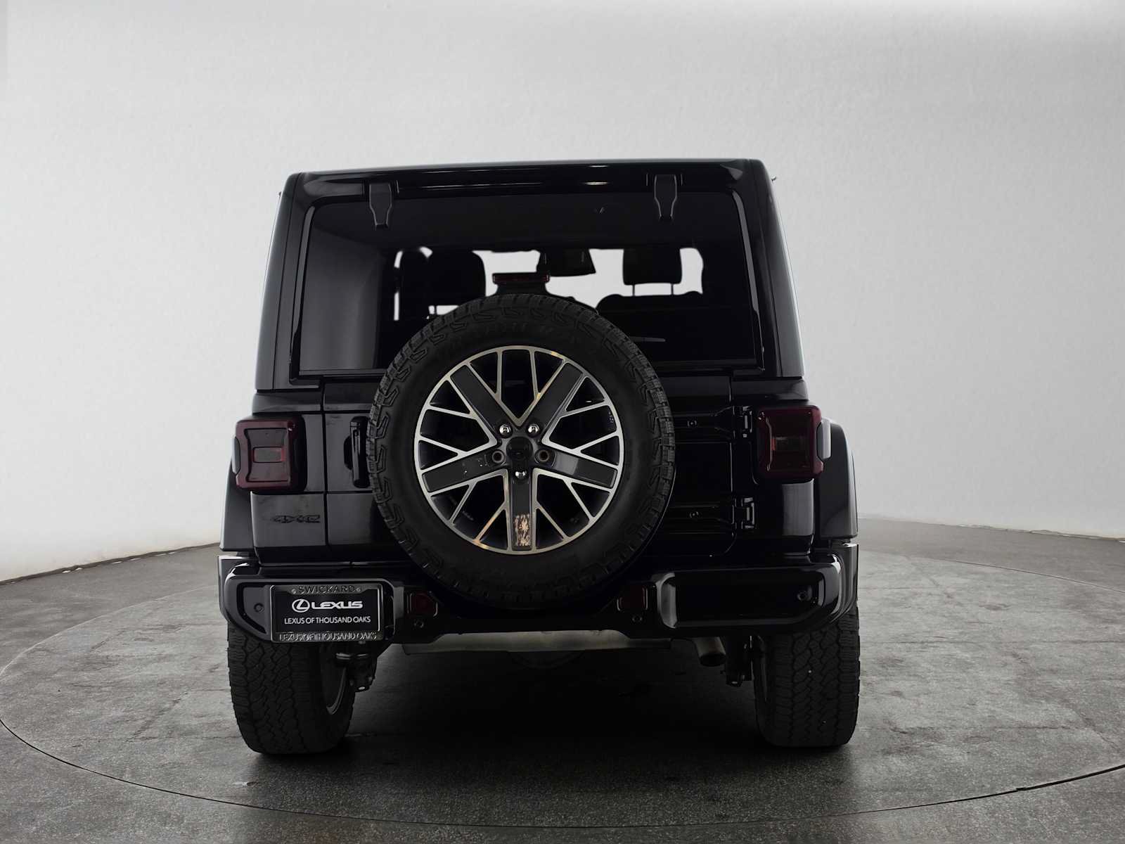 Used 2024 Jeep Wrangler High Altitude AWD/4WD image 4