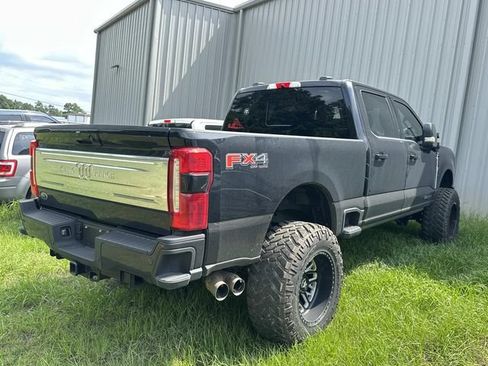 Certified 2024 Ford F250 King Ranch w/ FX4 Off-Road Package AWD/4WD image 9