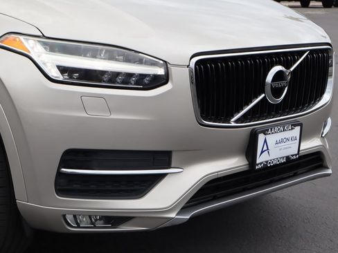 Used 2016 Volvo XC90 T6 Momentum w/ Momentum Plus Package AWD/4WD image 9