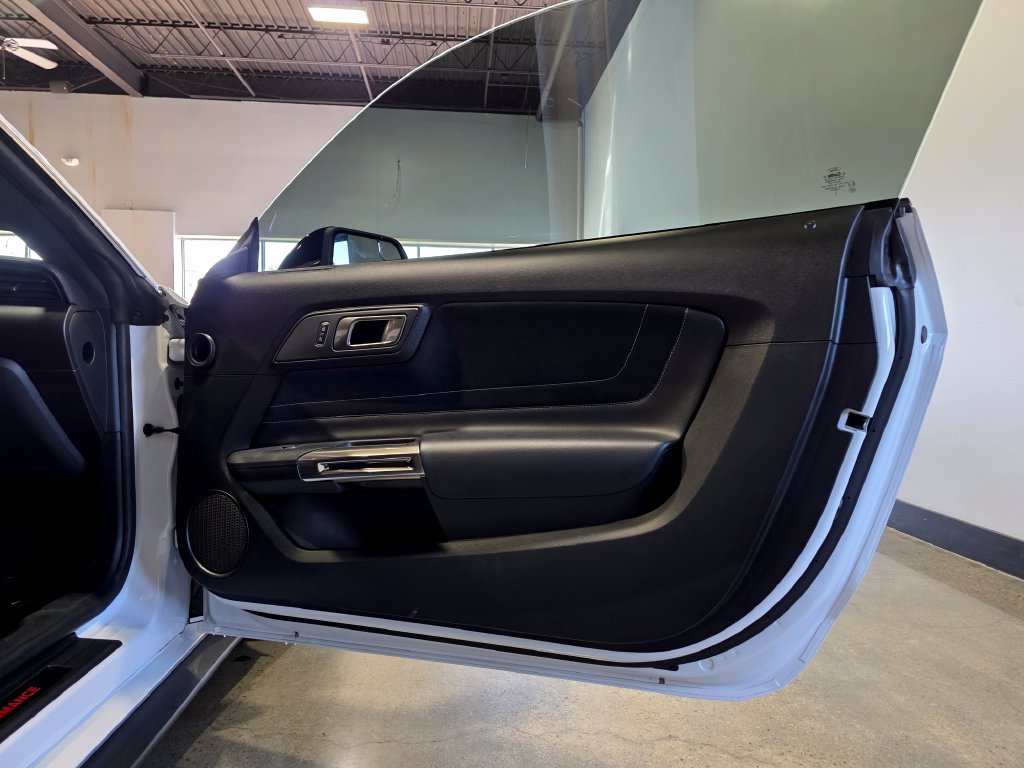 Used 2017 Ford Mustang Shelby GT350 RWD image 18