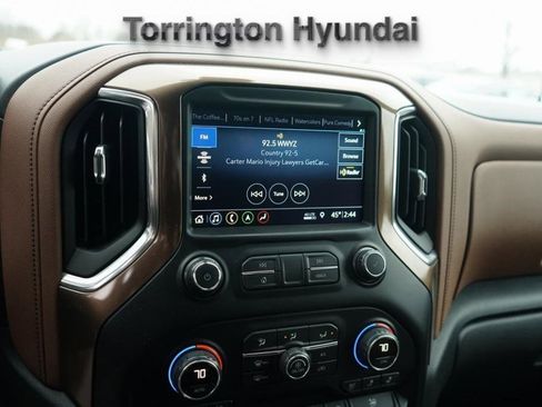 Used 2019 Chevrolet Silverado 1500 High Country w/ High Country Premium Package image 21