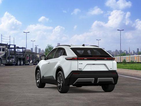 New 2026 Toyota C-HR AWD/4WD image 9