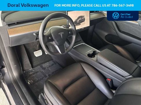 Used 2022 Tesla Model Y Performance image 13