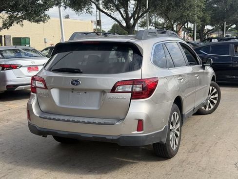 Used 2015 Subaru Outback 2.5i Limited AWD/4WD image 5
