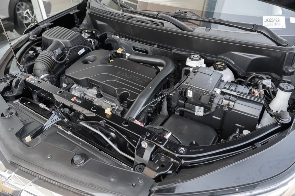 Used 2024 Chevrolet Equinox LT FWD image 14