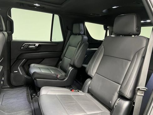 Used 2025 Chevrolet Tahoe Z71 w/ Comfort Package image 47