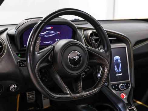 Used 2022 McLaren 720S Performance RWD image 40