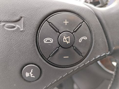 Used 2010 Mercedes-Benz S 550 4MATIC image 15