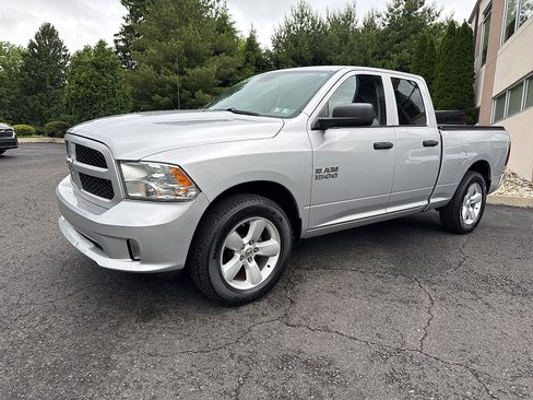 Used 2015 RAM 1500 Express AWD/4WD image 9