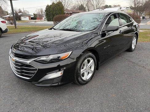 Used 2022 Chevrolet Malibu LS image 3