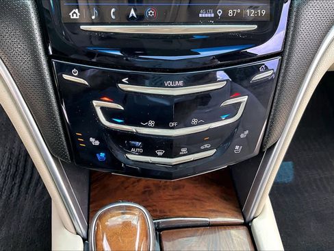 Used 2019 Cadillac XTS Luxury w/ Driver Awareness Package FWD image 33