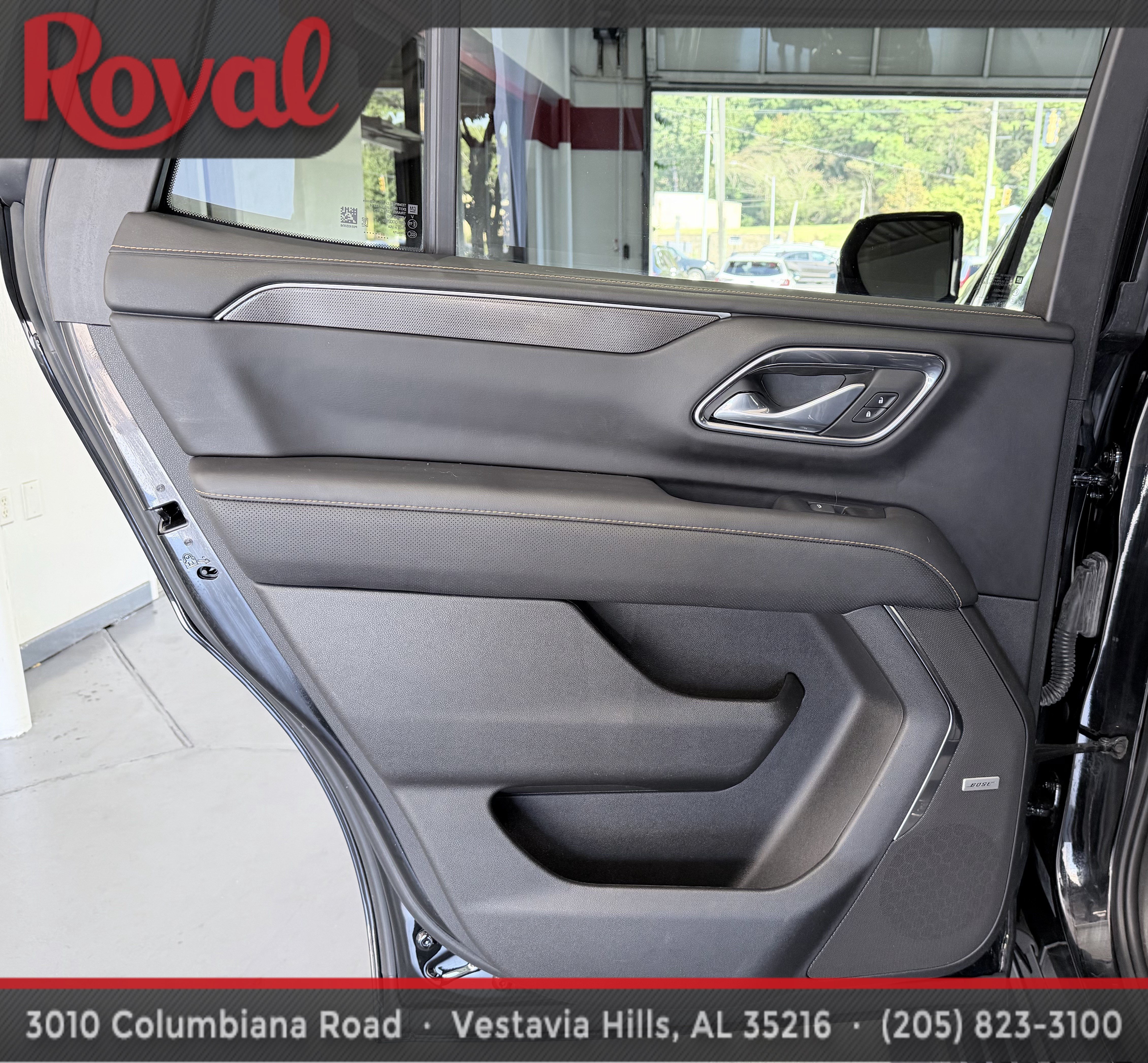 Used 2023 GMC Yukon AT4 w/ AT4 Premium Package AWD/4WD image 14