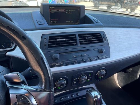Used 2006 BMW Z4 3.0i image 8